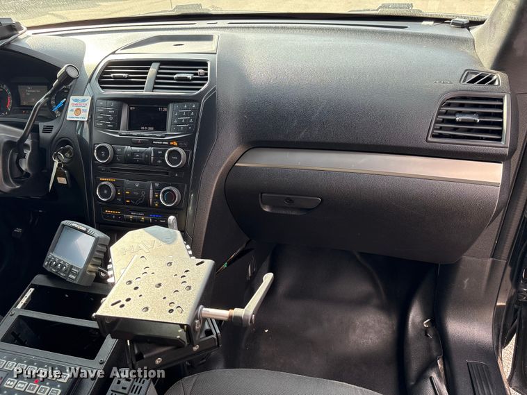 image for item EU7133 2017 Ford Explorer Police Interceptor SUV