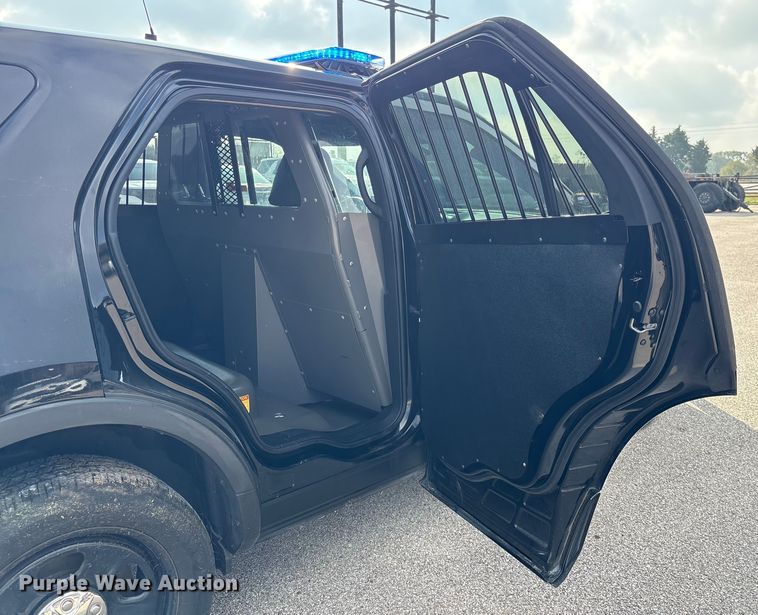 image for item EU7133 2017 Ford Explorer Police Interceptor SUV