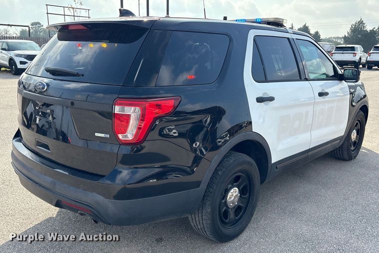 image for item EU7134 2016 Ford Explorer Police Interceptor SUV