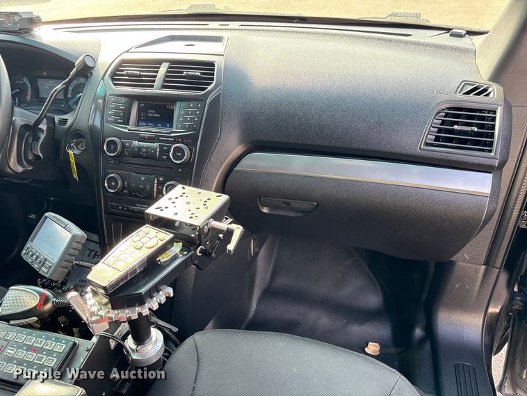 image for item EU7134 2016 Ford Explorer Police Interceptor SUV