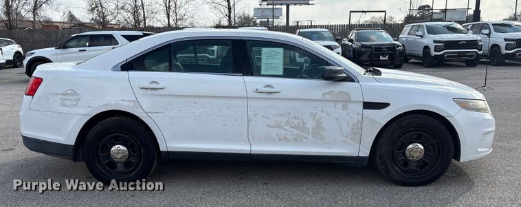 image for item EU7135 2013 Ford Taurus 