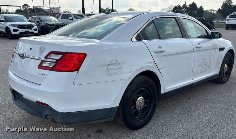 image for item EU7135 2013 Ford Taurus 