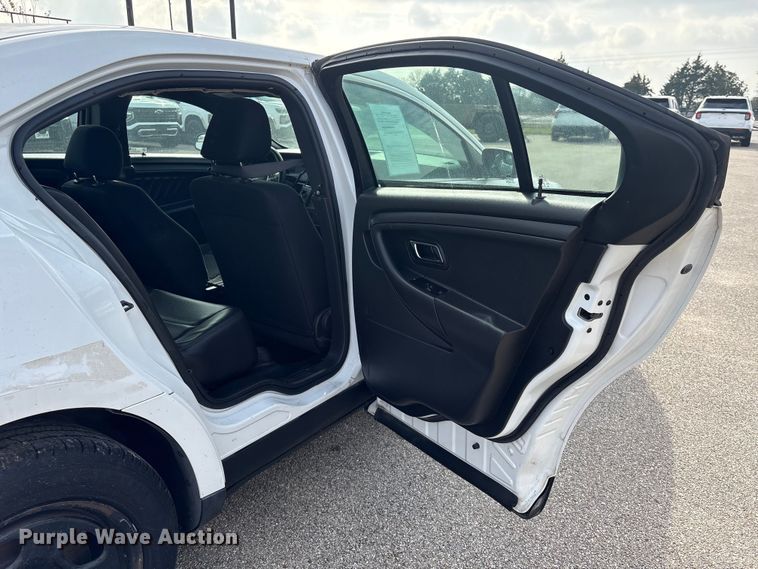 image for item EU7135 2013 Ford Taurus 