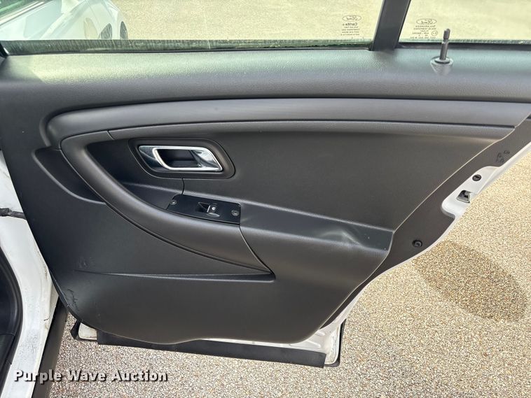 image for item EU7135 2013 Ford Taurus 