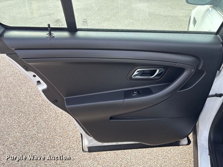 image for item EU7135 2013 Ford Taurus 