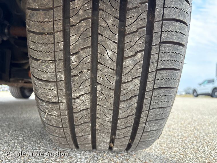 image for item EU7135 2013 Ford Taurus 