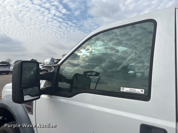 image for item EU7136 2008 Ford F450 Super Duty utility / service truck