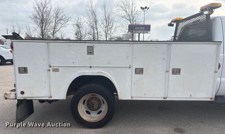 image for item EU7136 2008 Ford F450 Super Duty utility / service truck