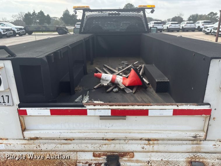 image for item EU7136 2008 Ford F450 Super Duty utility / service truck