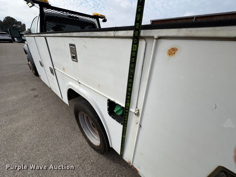 image for item EU7136 2008 Ford F450 Super Duty utility / service truck