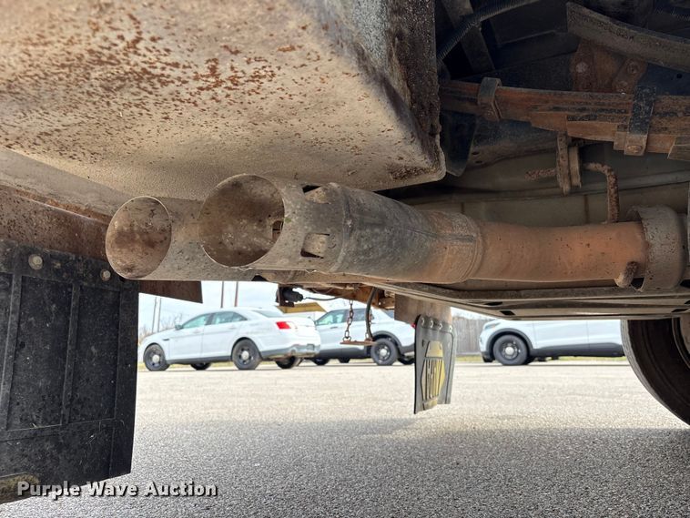 image for item EU7136 2008 Ford F450 Super Duty utility / service truck