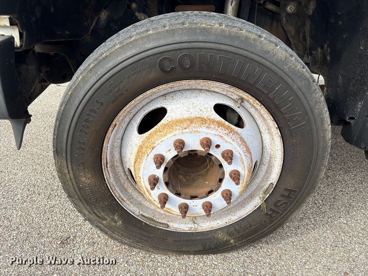 image for item EU7136 2008 Ford F450 Super Duty utility / service truck