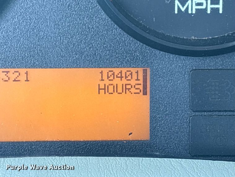 image for item EU7137 2008 International DuraStar 4300 bucket truck