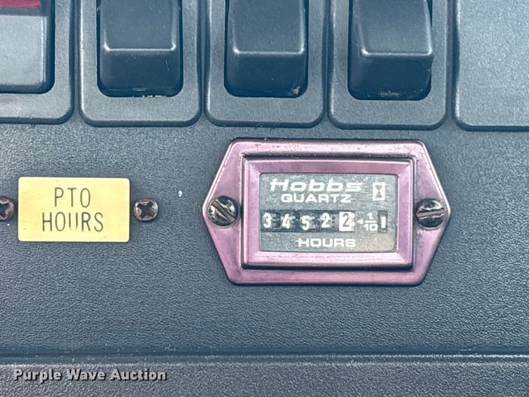 image for item EU7137 2008 International DuraStar 4300 bucket truck