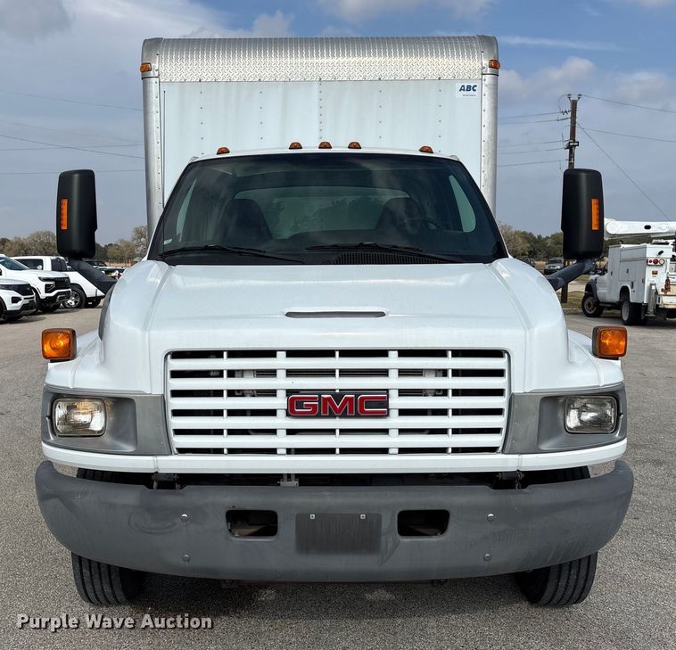 image for item EU7139 2008 GMC C4500 box truck