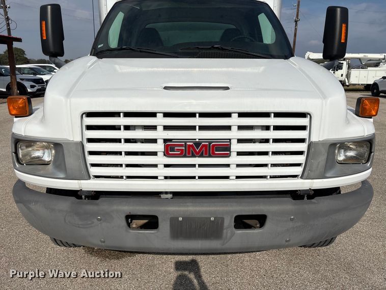 image for item EU7139 2008 GMC C4500 box truck