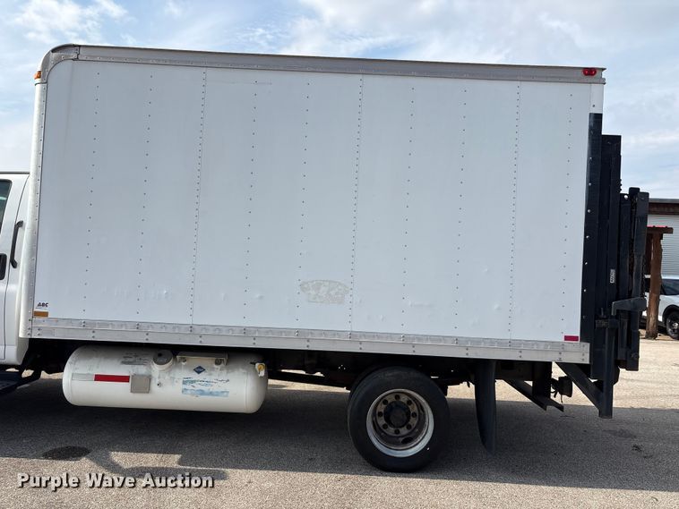 image for item EU7139 2008 GMC C4500 box truck