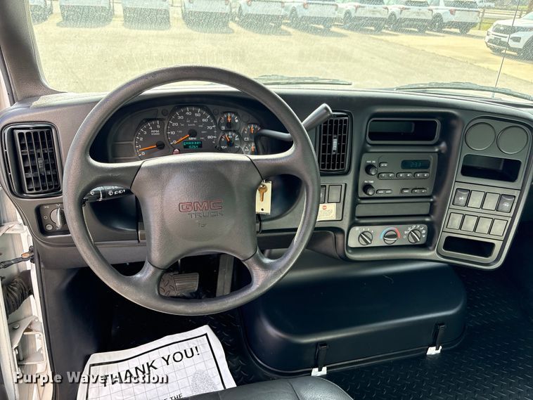 image for item EU7139 2008 GMC C4500 box truck