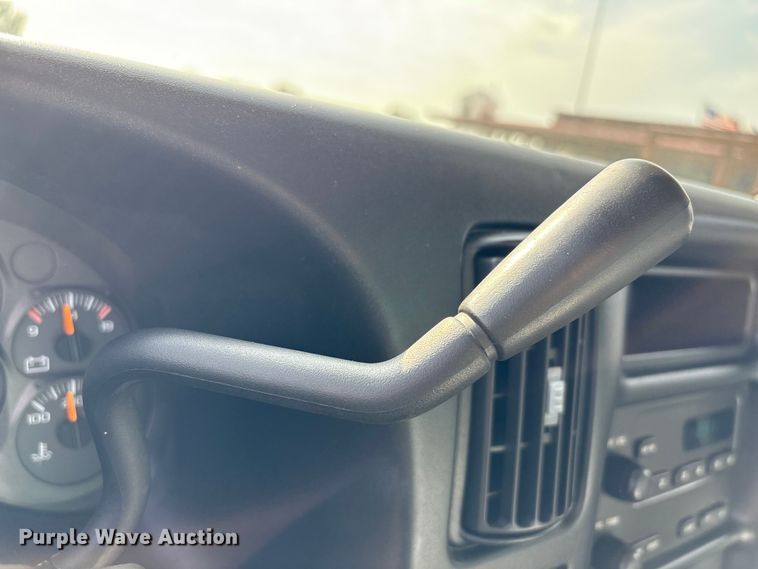 image for item EU7139 2008 GMC C4500 box truck