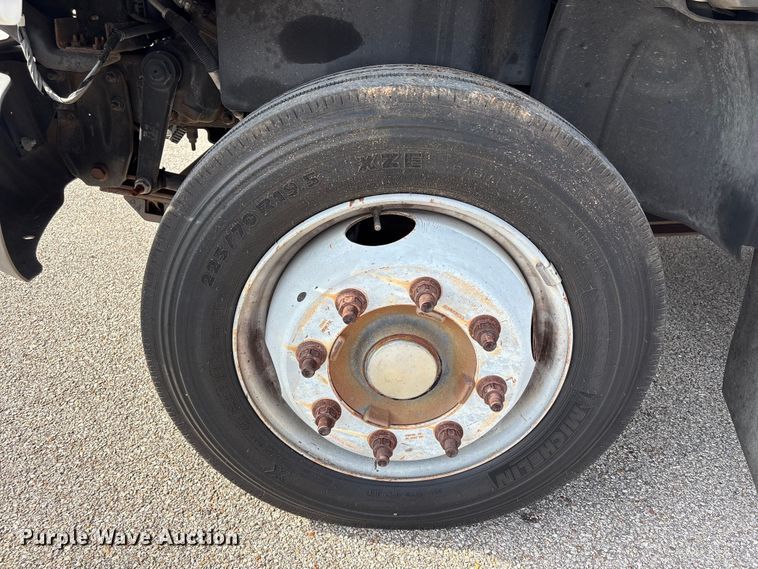 image for item EU7139 2008 GMC C4500 box truck