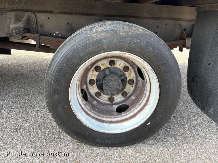 image for item EU7139 2008 GMC C4500 box truck