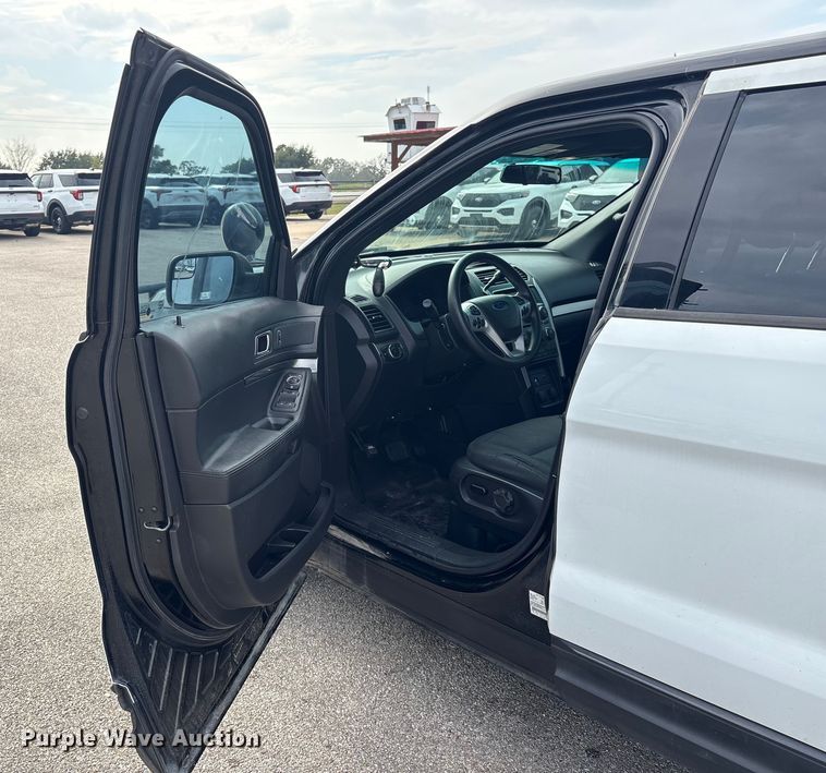 image for item EU7141 2015 Ford Explorer Police Interceptor SUV