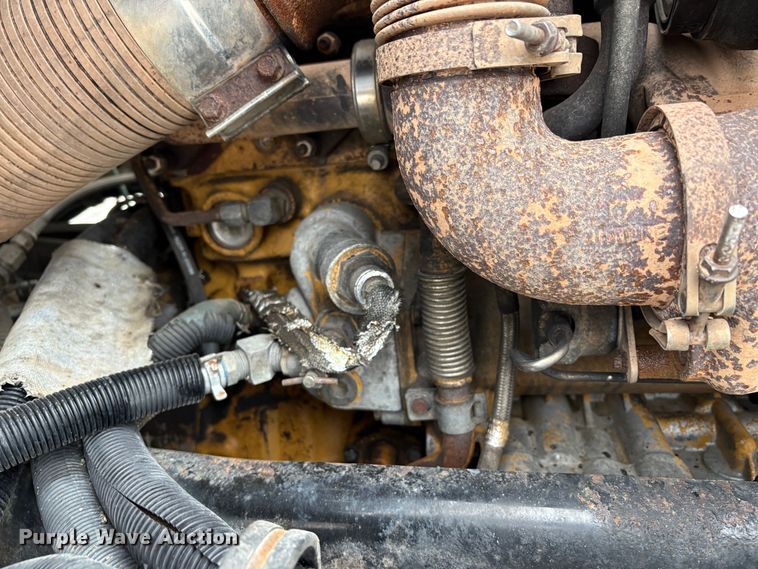 image for item EU8575 2005 Kenworth T800 dump truck