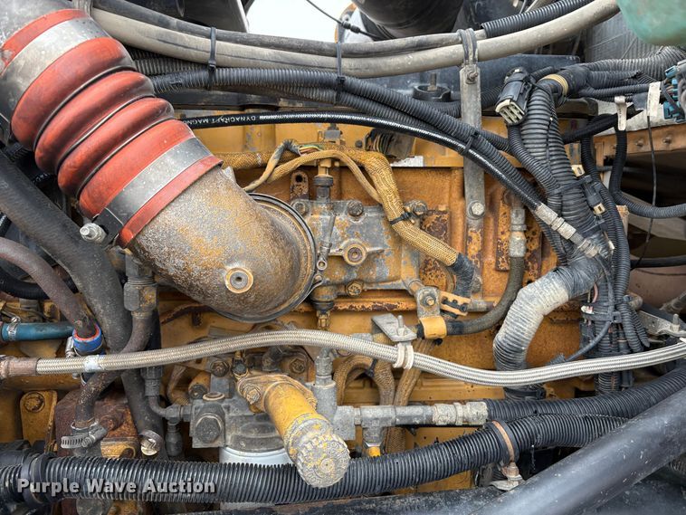 image for item EU8575 2005 Kenworth T800 dump truck