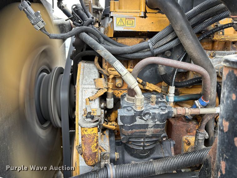 image for item EU8575 2005 Kenworth T800 dump truck