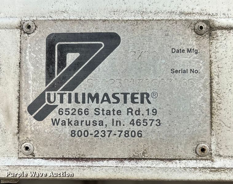 image for item EV3306 1999 Ford E350 box truck