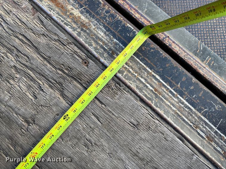 image for item EV3306 1999 Ford E350 box truck