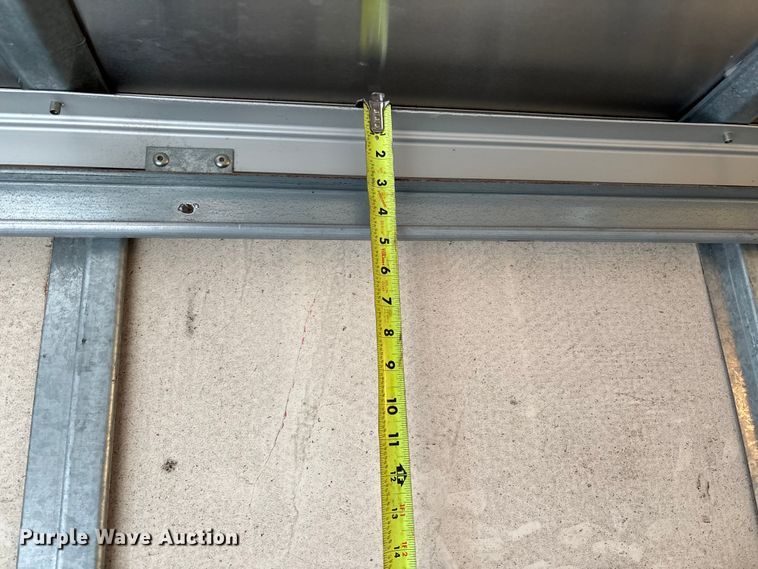 image for item EV3306 1999 Ford E350 box truck