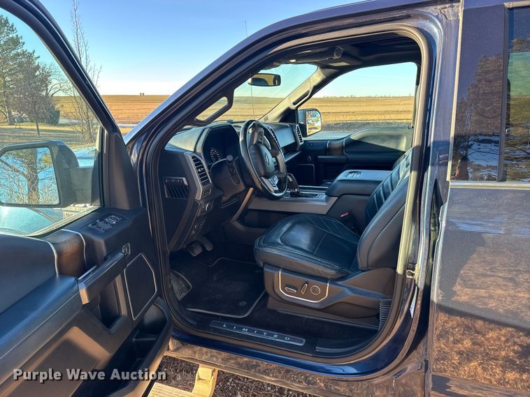 image for item FB0545 2018 Ford F150 Crew Cab pickup truck