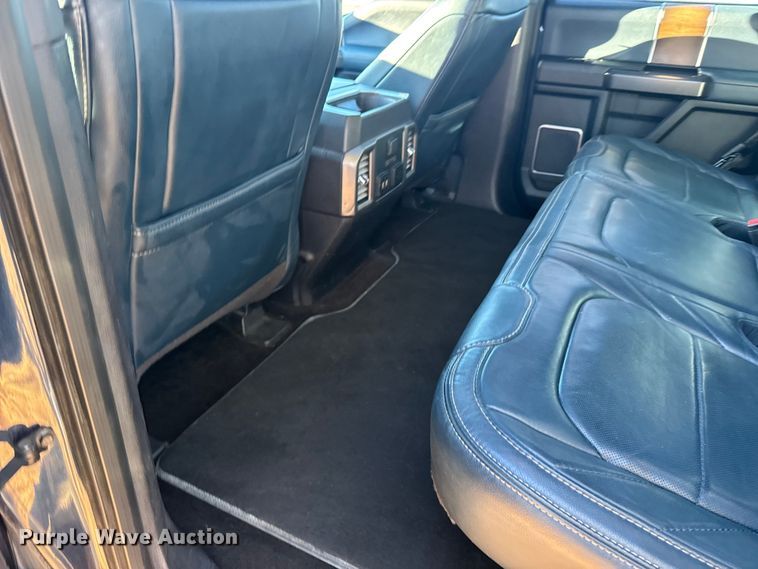 image for item FB0545 2018 Ford F150 Crew Cab pickup truck