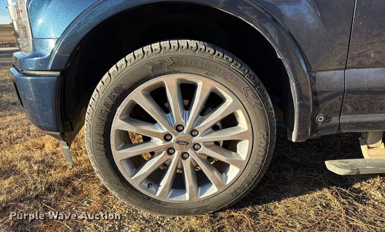 image for item FB0545 2018 Ford F150 Crew Cab pickup truck