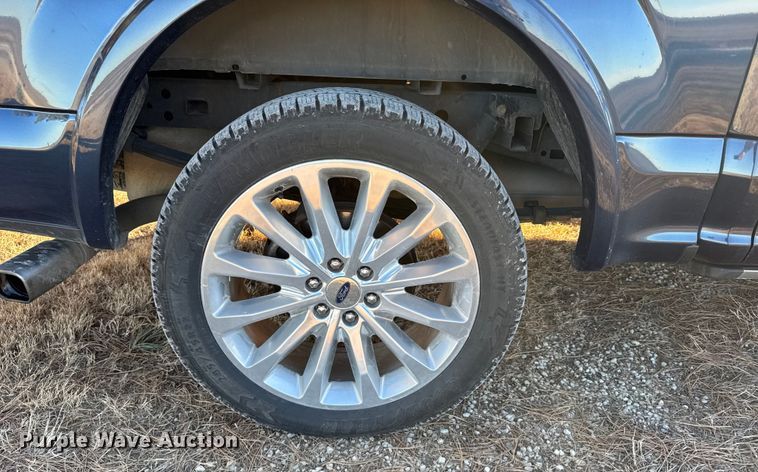 image for item FB0545 2018 Ford F150 Crew Cab pickup truck