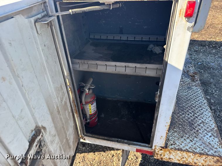 image for item FB0563 2016 Ford F350 Super Duty XL Crew Cab utility bed pickup truck