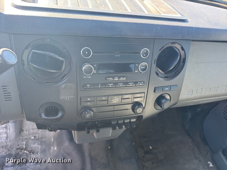 image for item FB0563 2016 Ford F350 Super Duty XL Crew Cab utility bed pickup truck