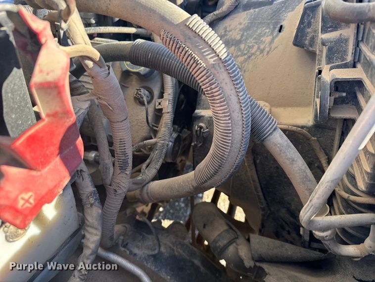 image for item FB0563 2016 Ford F350 Super Duty XL Crew Cab utility bed pickup truck