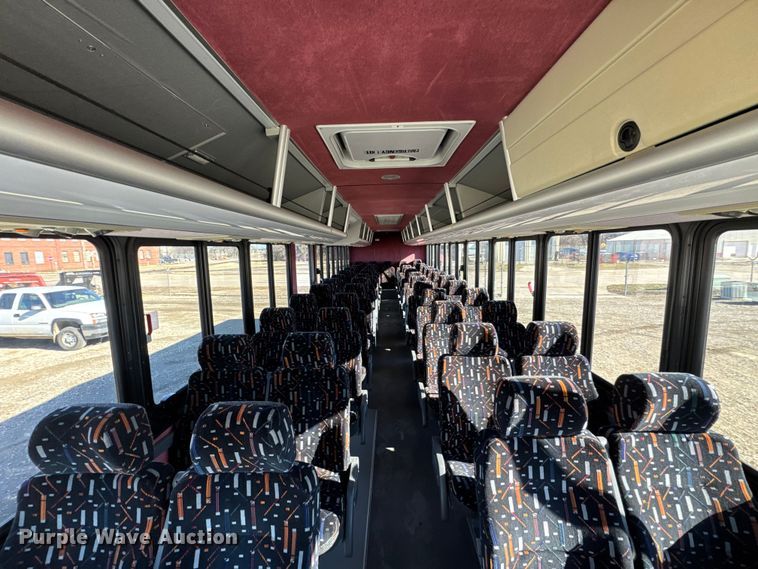 image for item FB0565 2009 Blub Coachworks M4411 coach bus