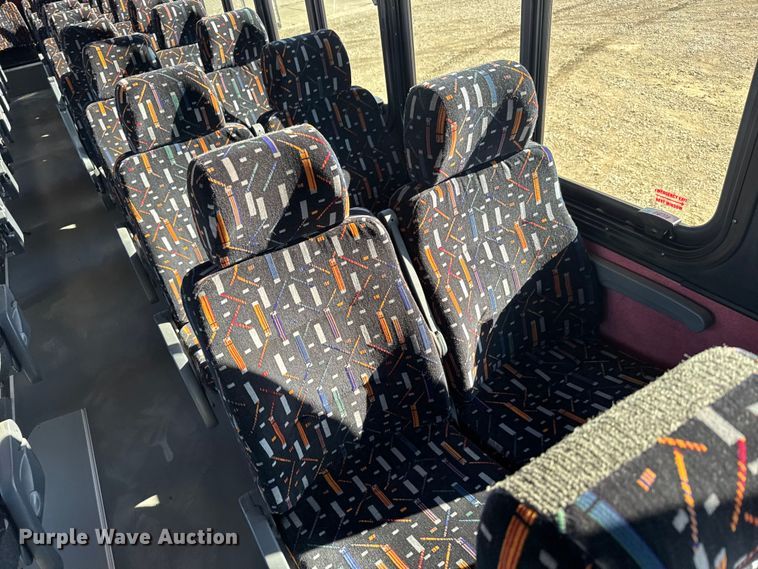 image for item FB0565 2009 Blub Coachworks M4411 coach bus