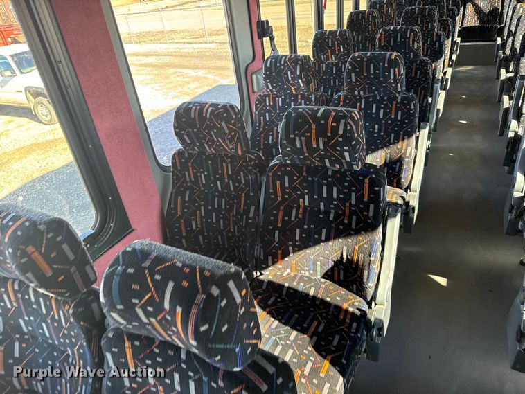 image for item FB0565 2009 Blub Coachworks M4411 coach bus