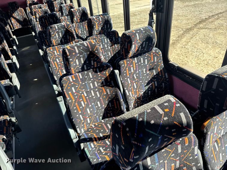 image for item FB0565 2009 Blub Coachworks M4411 coach bus