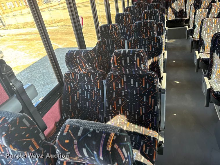 image for item FB0565 2009 Blub Coachworks M4411 coach bus