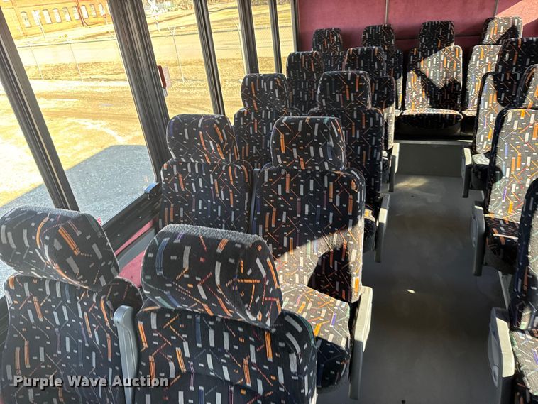 image for item FB0565 2009 Blub Coachworks M4411 coach bus