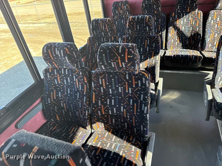 image for item FB0565 2009 Blub Coachworks M4411 coach bus