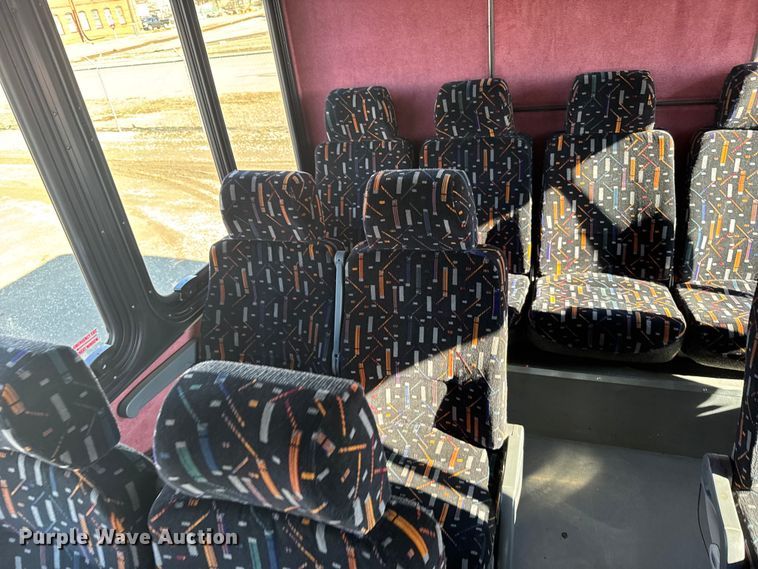 image for item FB0565 2009 Blub Coachworks M4411 coach bus