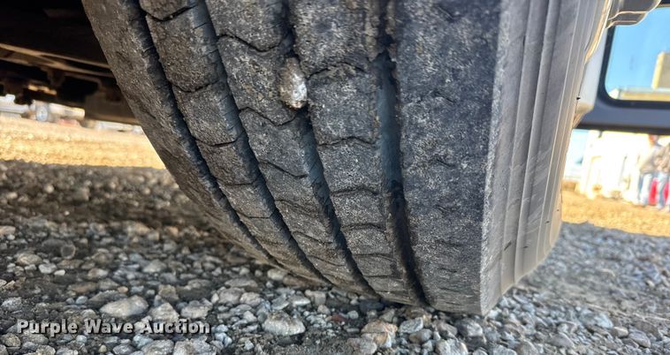 image for item FB0565 2009 Blub Coachworks M4411 coach bus