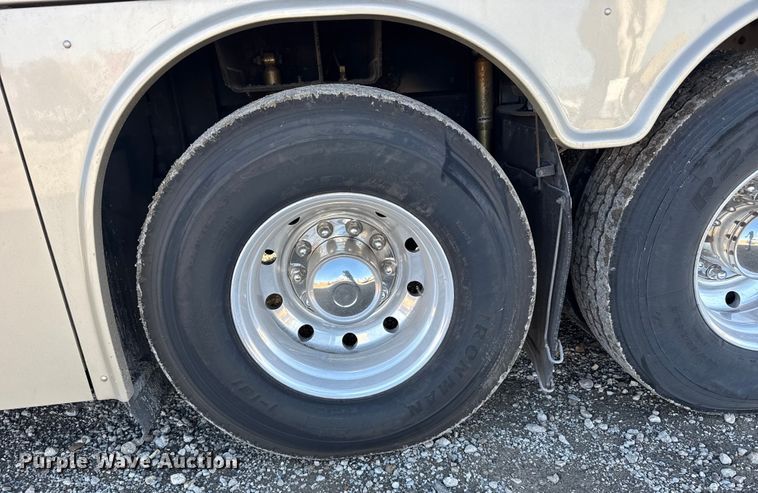 image for item FB0565 2009 Blub Coachworks M4411 coach bus