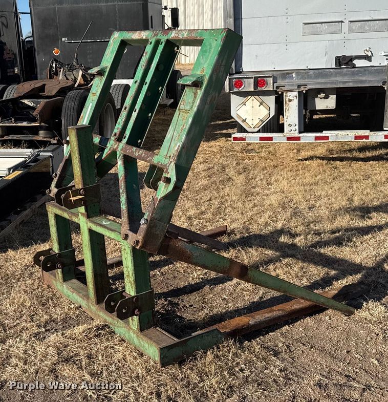 image for item FB0602 (2) bale forks